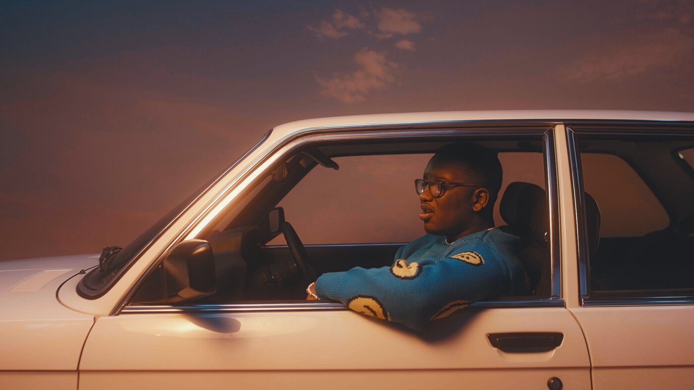 SIPHO: Beady Eyes film still 6, cinematography by Lou Murrall